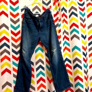 Woman’s boyfriend jean. Size 2.